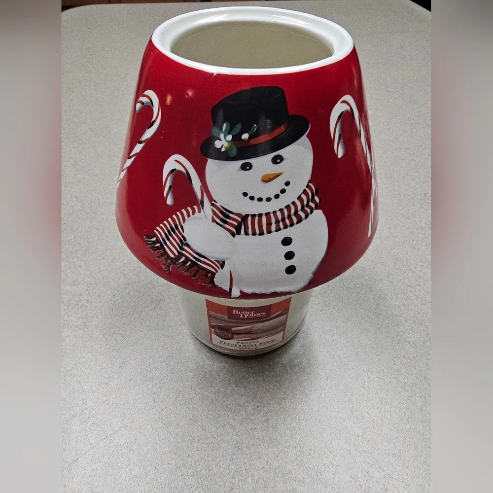 BH&G Jar Candle Ceramic Shade Frosty Peppermint Snow - Picture 1 of 9